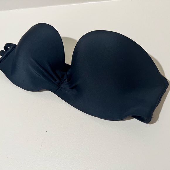 Hollister Strapless Bikini Top - Picture 1 of 5